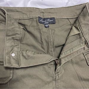 Cargo pants Love tree perfect for summer!